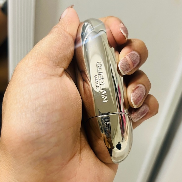 Guerlain Rouge G Customizable Lipstick with White and Gold Case - Picture 5 of 6